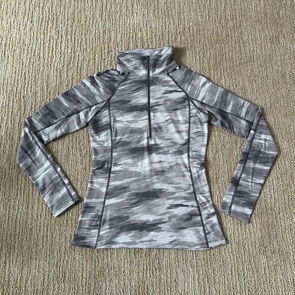Under Armour Grey Patterned Athletic 1/4 Zip Workout Jacket - Picture 1 of 6